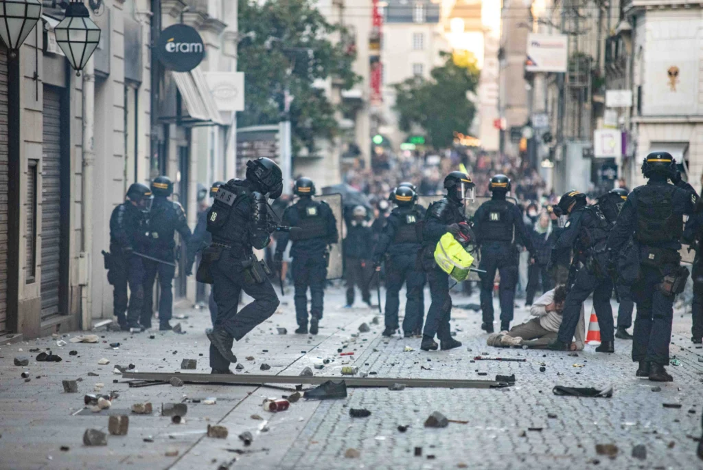 Costul vieții scoate sute de mii de europeni în stradă. Mobilizări masive în Franța și Italia, manifestații în Portugalia, Albania și Belgia (Video)