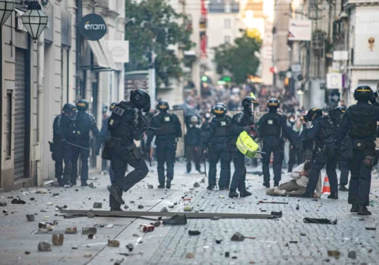 Costul vieții scoate sute de mii de europeni în stradă. Mobilizări masive în Franța și Italia, manifestații în Portugalia, Albania și Belgia (Video)