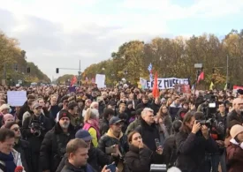 Germania: Generația Z a ieșit în stradă în peste 30 de orașe. Tinerii vor să fie implicați în deciziile care le afectează viitorul (Video)