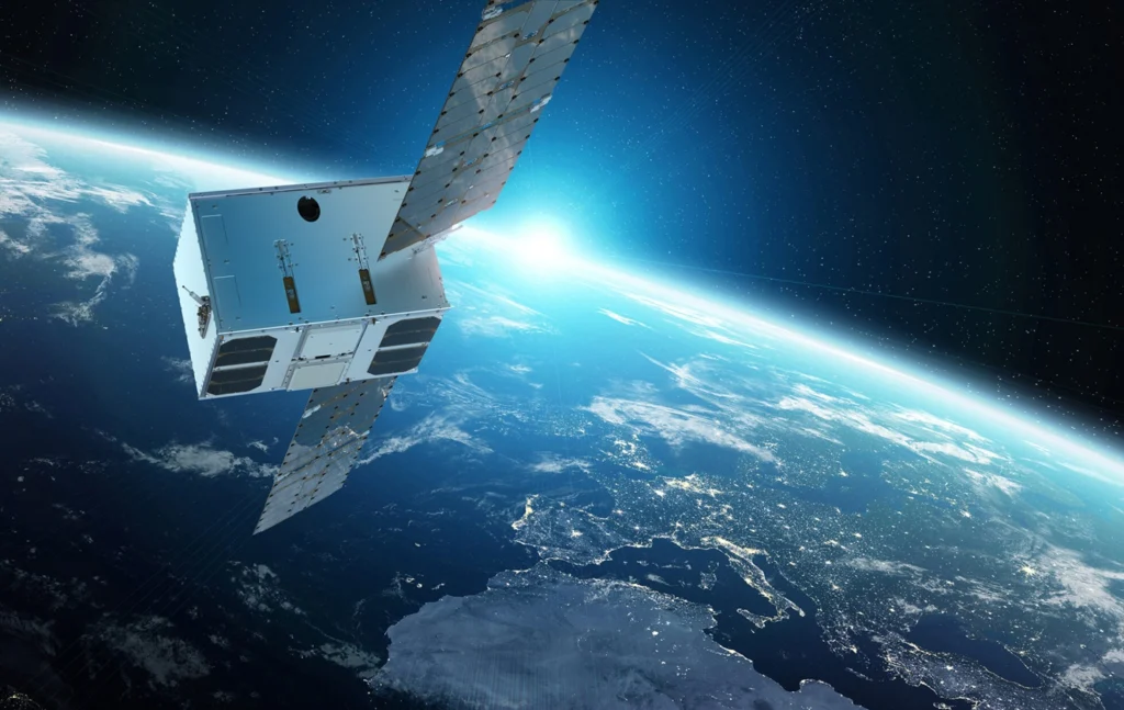 Ucraina a lansat primul satelit pentru a scăpa de sub controlul lui Elon Musk