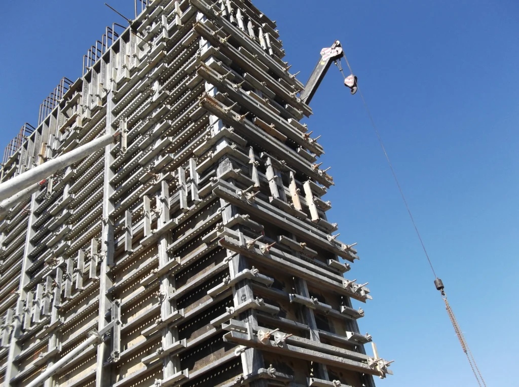 Ce este presiunea betonului în timpul turnării și cum se calculează