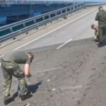 Anchetatorii ruși și-au făcut apariția la scurt timp pentru a afla ce tip de armă au folosit ucrainenii pentru a lovi podul - Foto: Hepta.ro Podul Kerci, anchetatori ruși