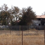 Casă distrusă de incendiu în Crevedia